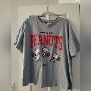 H&M Gray Peanuts Short Sleeve Tee